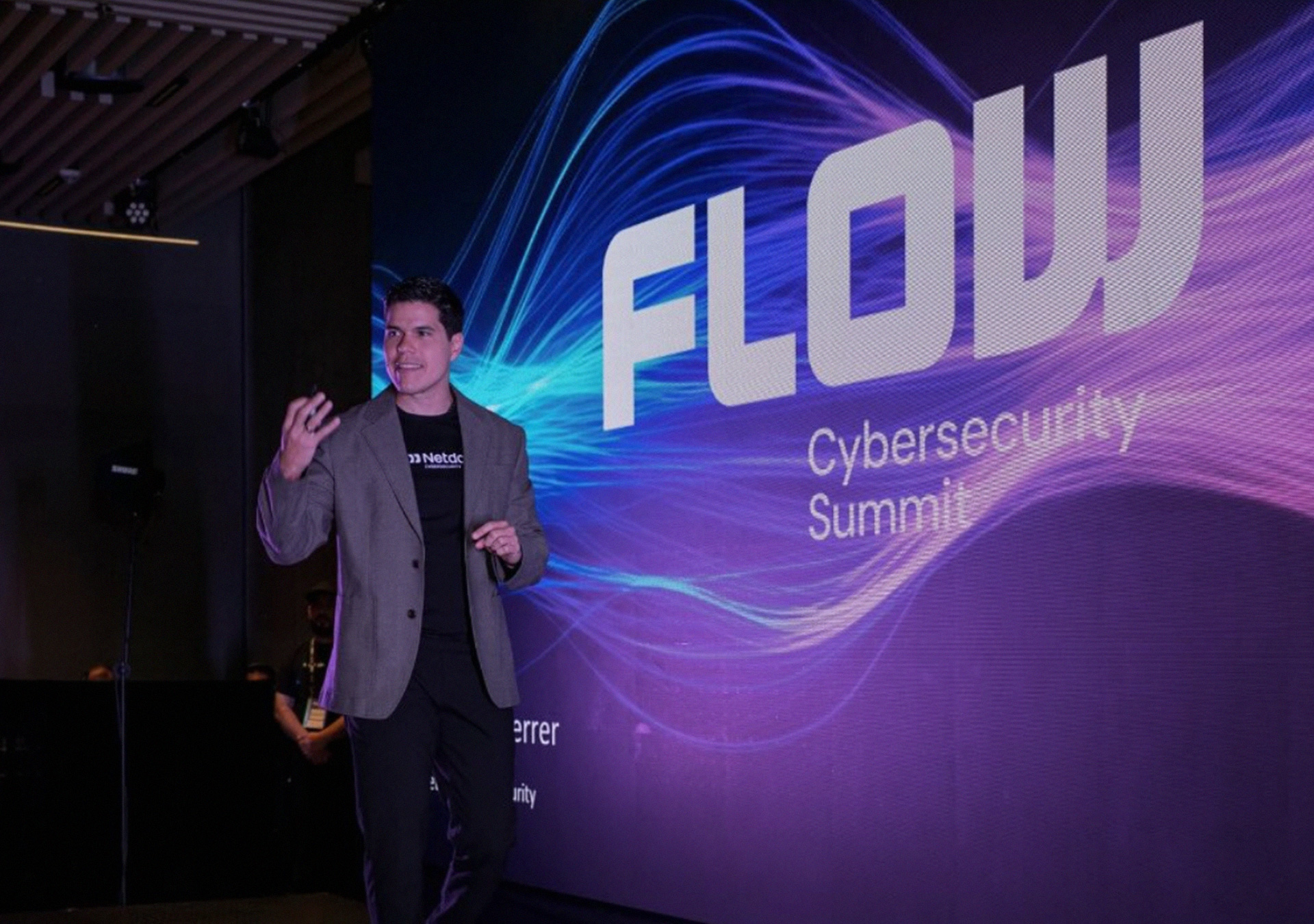 FLOW Cybersecurity Summit de NetData
